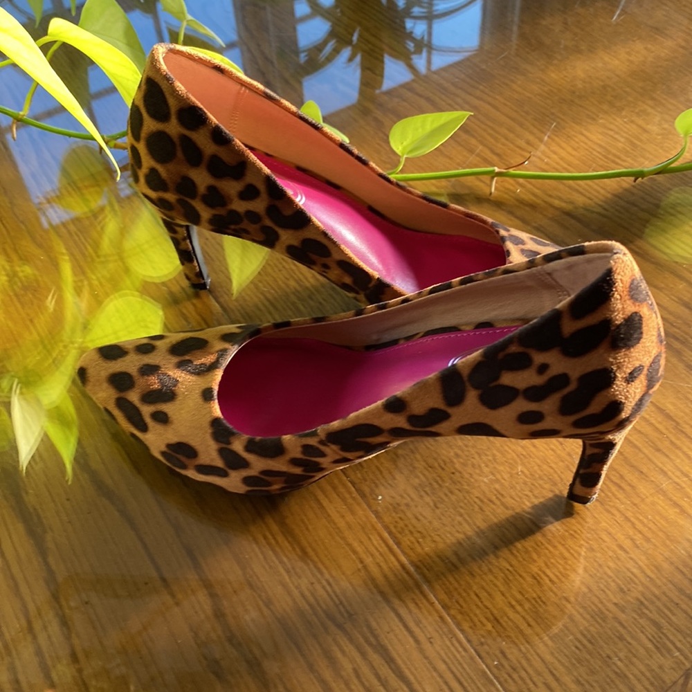 Scoop Heels